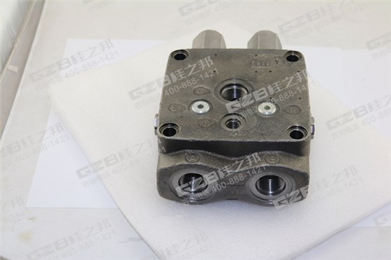 中聯(lián)挖掘機(jī)回轉(zhuǎn)馬達(dá)蓋 中聯(lián)挖掘機(jī)回轉(zhuǎn)馬達(dá)蓋