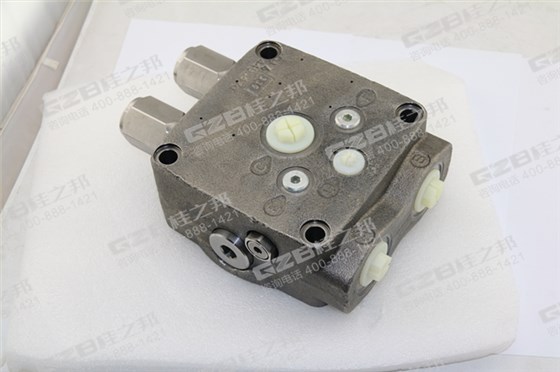 中聯(lián)挖掘機(jī)回轉(zhuǎn)馬達(dá)蓋