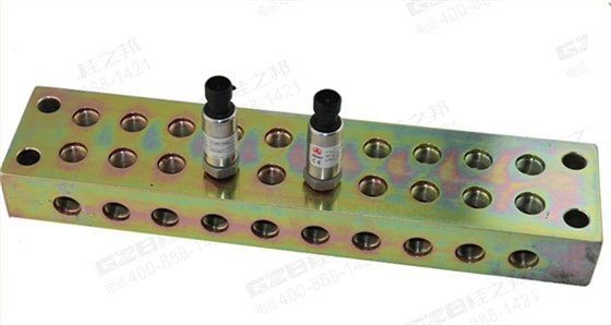 三一挖掘機(jī)過(guò)渡塊