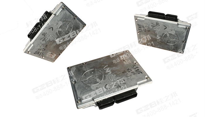 SY135挖機控制器插頭