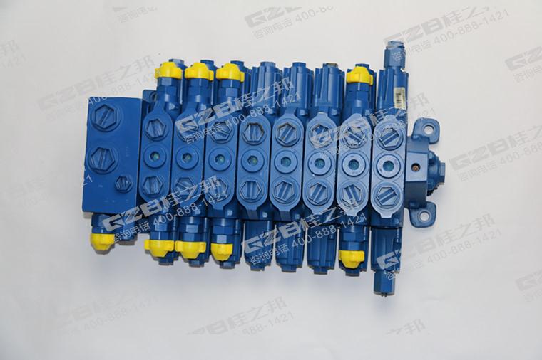 福田雷沃65挖機(jī)分配閥