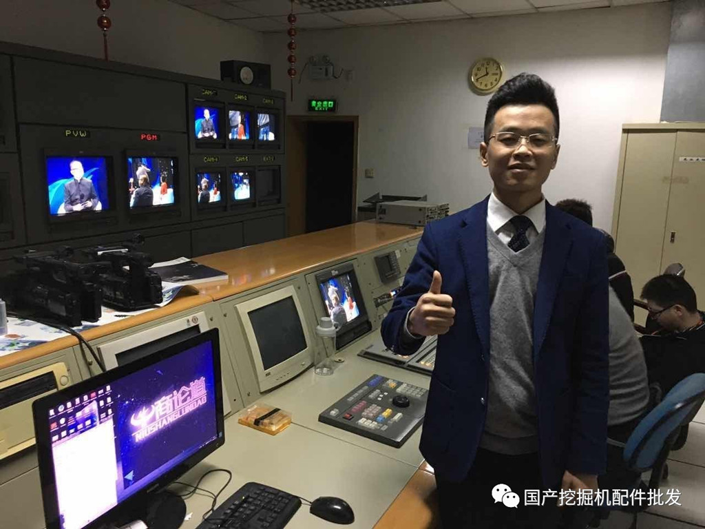 蔣金龍總經理在CCTV演播廳后臺