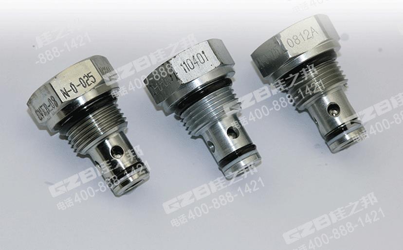 挖掘機配件批發(fā)市場